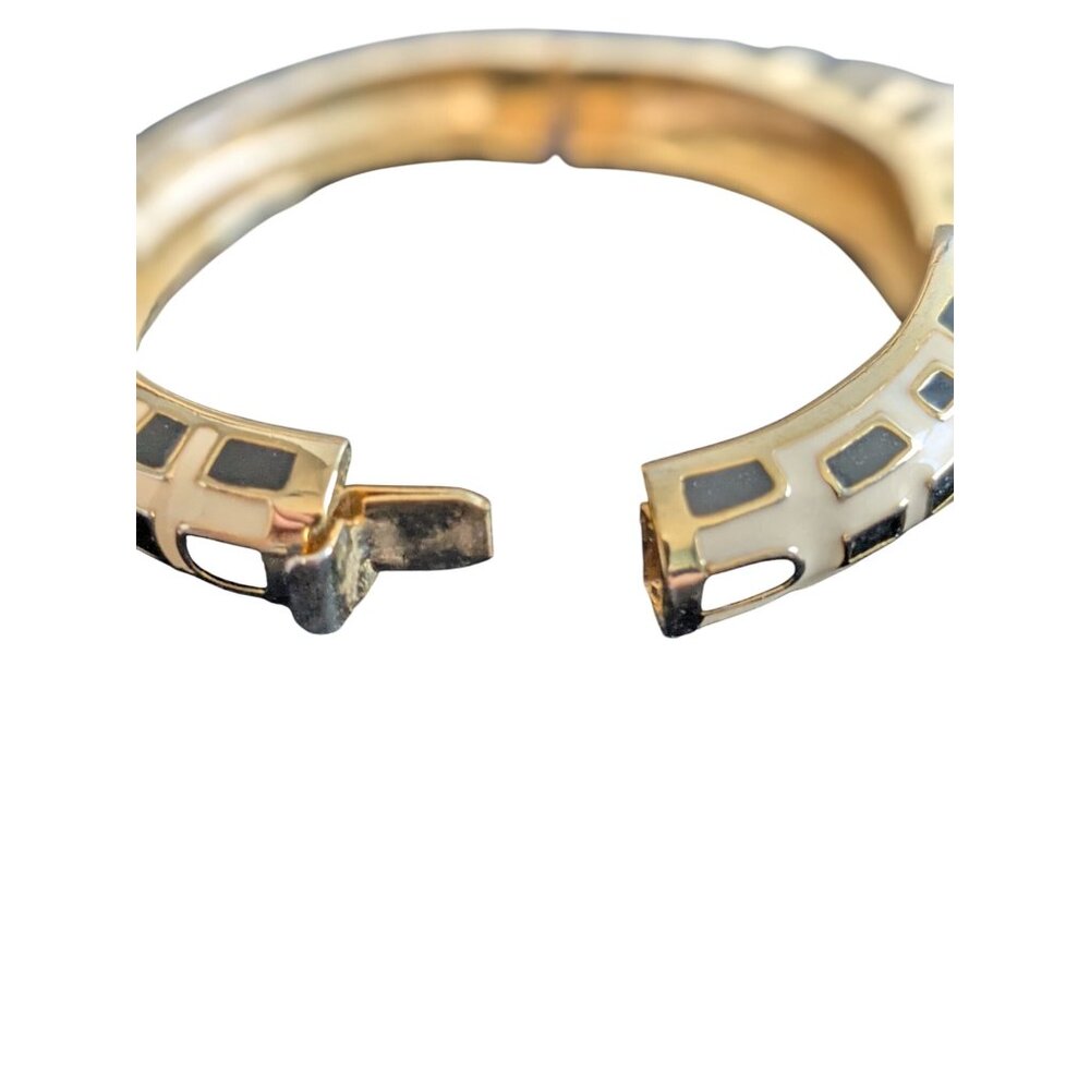 Gold-Tone Giraffe Design Hinged Bracelet size 6.5 with Black & White Enamel Deta - Picture 3 of 13